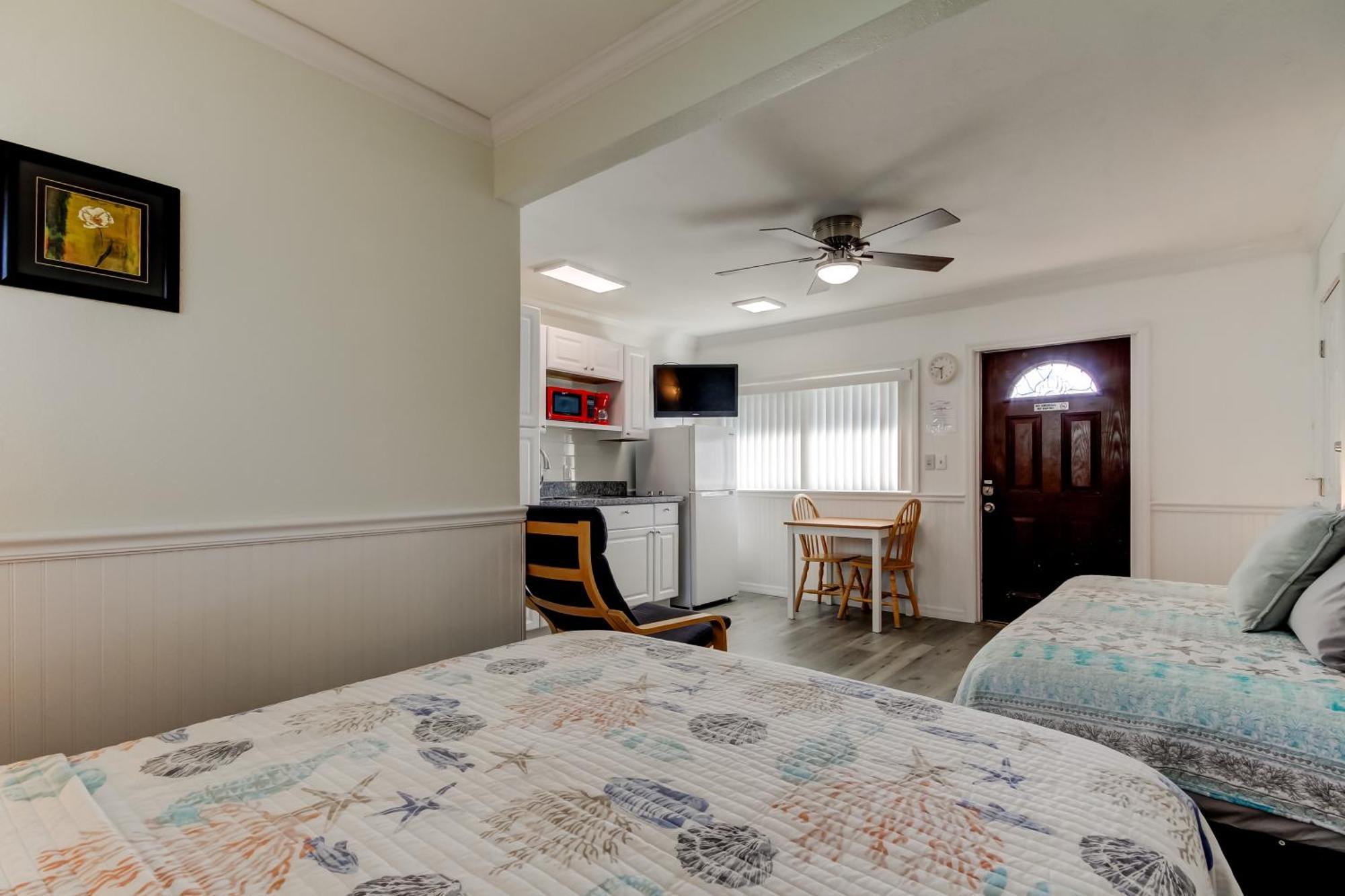 Carousel Suites -Redington Shores Exterior foto